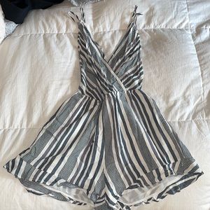 American Eagle Romper